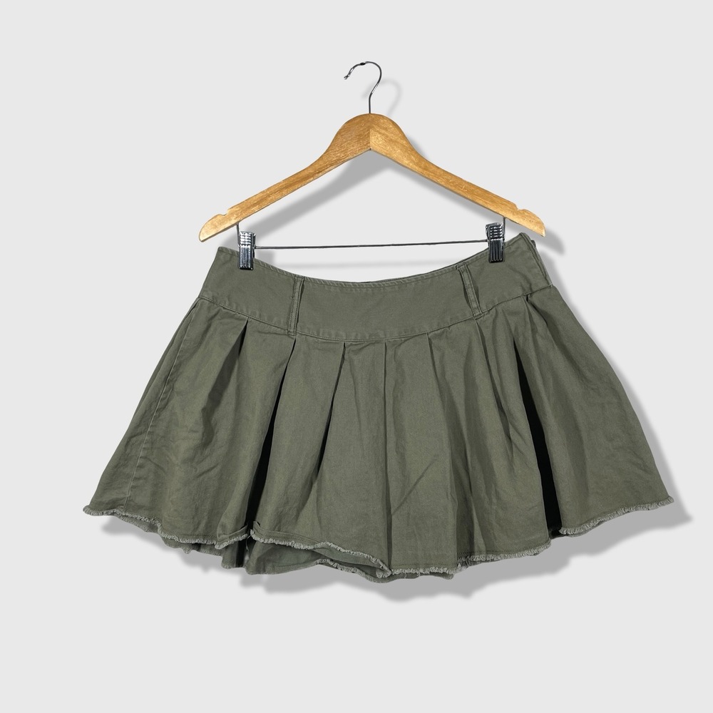 Social Collision Pleated Mini Skirt Womens XL Green Grunge Punk Y2K Aesthetic